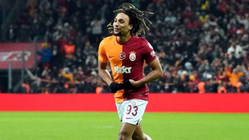 Sacha Boey bu sezon ligdeki ilk golünü attı Sacha Boey bu sezon ligdeki ilk golünü attı