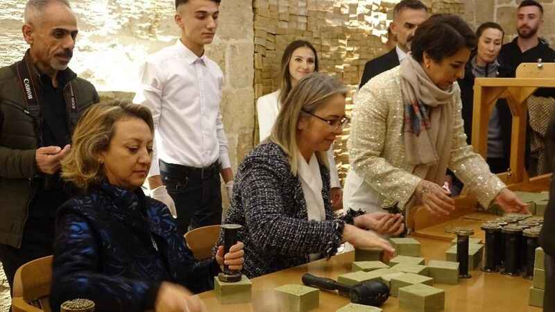 Türkiye'nin ilk sosyal kooperatifi Mardin'de açıldı Türkiye'nin ilk sosyal kooperatifi Mardin'de açıldı