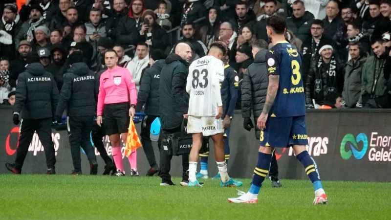 Beşiktaş'tan sakatlık açıklaması Beşiktaş'tan sakatlık açıklaması