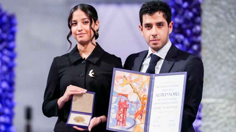 Nobel Barış Ödülü'nü, kendisi cezaevinde olduğu için çocukları aldı Nobel Barış Ödülü'nü, kendisi cezaevinde olduğu için çocukları aldı