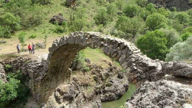 Malatya'daki 2 bin yıllık Taş Köprü restore edildi