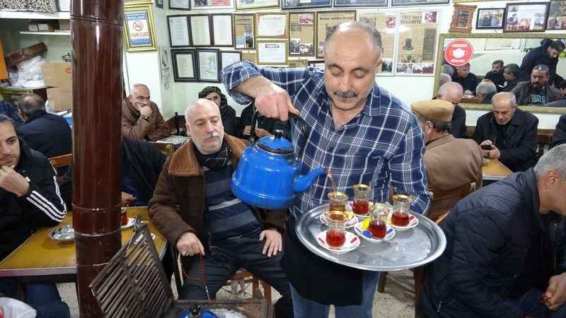 81 yıllık çay evi Van'da nostalji mekanı oldu