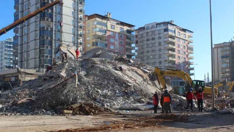 49 kişinin ölümüne neden olan 11 katlı Emre Apartmanı davası görüldü