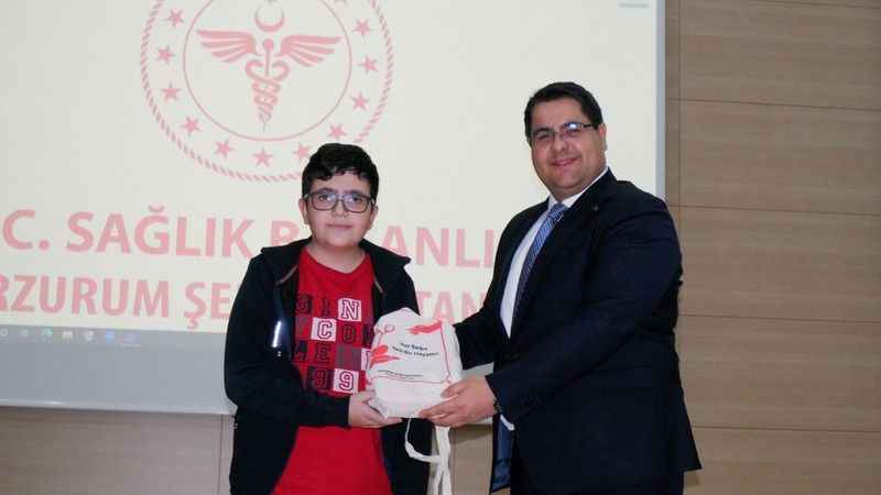 Çocuklar çizimleriyle organ bağışını anlattı Çocuklar çizimleriyle organ bağışını anlattı