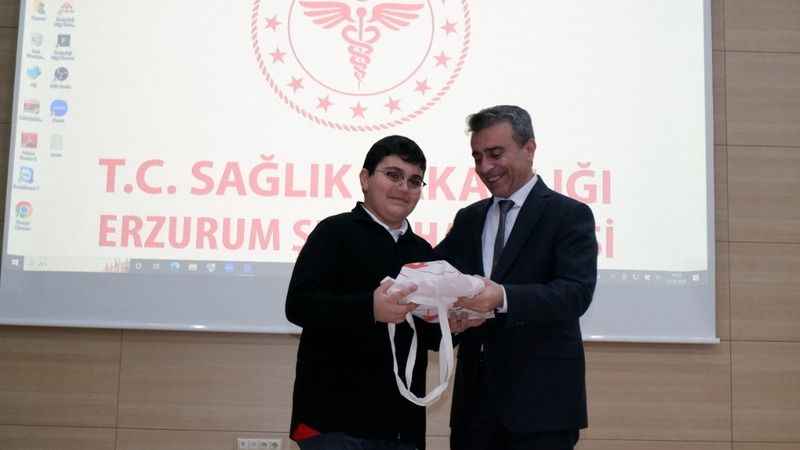 Çocuklar çizimleriyle organ bağışını anlattı Çocuklar çizimleriyle organ bağışını anlattı