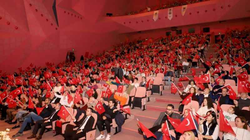 Eskişehir'de Cumhuriyet’in 100. yılına özel konser Eskişehir'de Cumhuriyet’in 100. yılına özel konser
