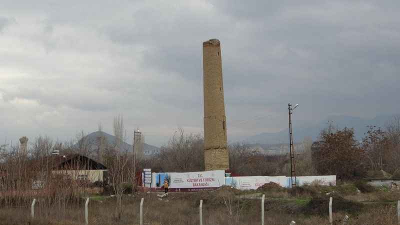 Malatya, 800 yıllık tuğla minare geleneğini sürdürüyor
