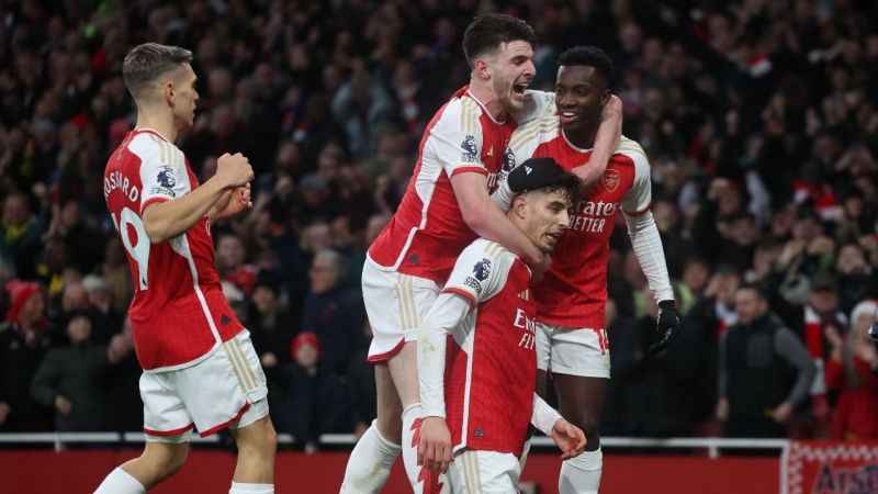 Premier Lig'de Arsenal, yeniden liderliğe yükseldi