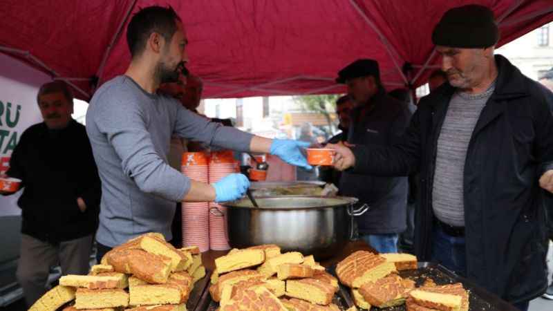 Giresunlular karalahana çorbasına doyamadı Giresunlular karalahana çorbasına doyamadı