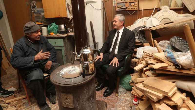 86 yaşındaki marangoz, eski oyuncakları yaşatıyor 86 yaşındaki marangoz, eski oyuncakları yaşatıyor