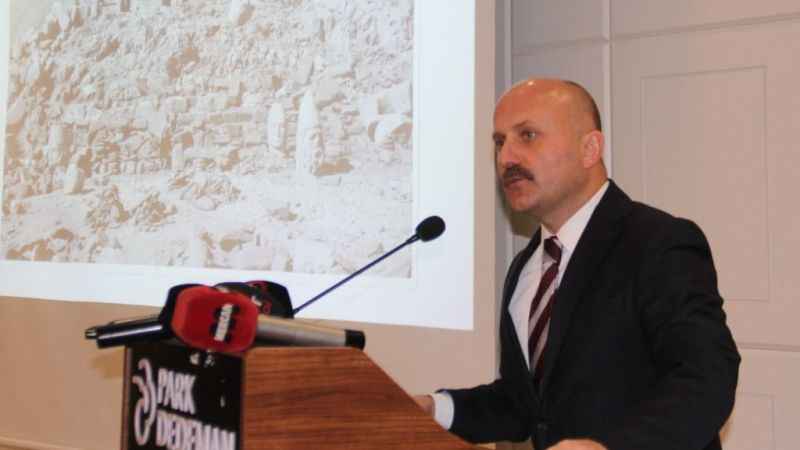 Alman arkeoloğun fotoğraf arşivi Türkiye'ye teslim edildi Alman arkeoloğun fotoğraf arşivi Türkiye'ye teslim edildi