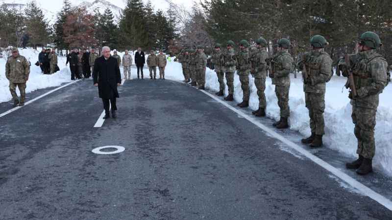 Bakan Güler, Komando Tugay Komutanlığında Bakan Güler, Komando Tugay Komutanlığında