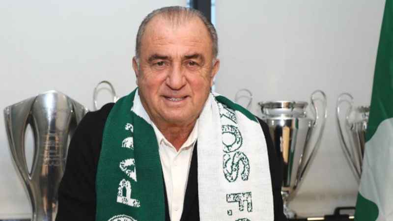 Fatih Terim'den Panathinaikos'a resmi imza Fatih Terim'den Panathinaikos'a resmi imza
