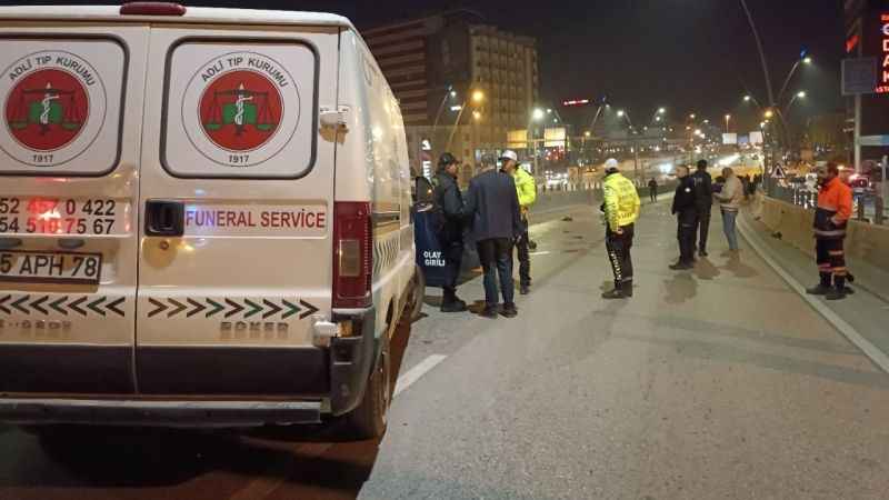 Denizli'deki SUV ile motosiklet çarpıştı, iki kişi hayatını kaybetti