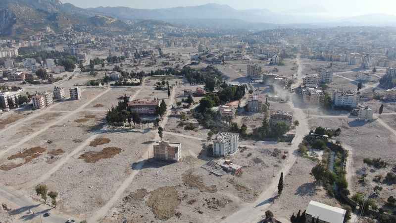 Depremzede vatandaşlar umudunu kaybetmiyor
