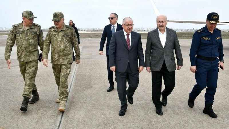 Milli Savunma Bakanı Güler, İncirlik Üssü'nde Milli Savunma Bakanı Güler, İncirlik Üssü'nde