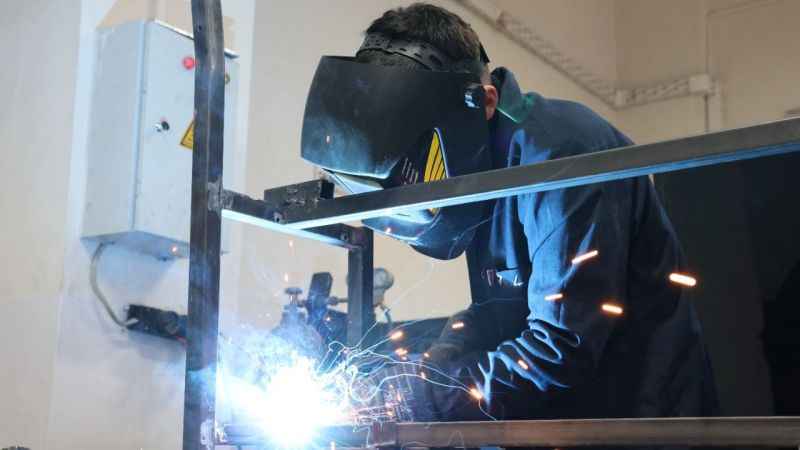 Fabrika gibi lise Fabrika gibi lise