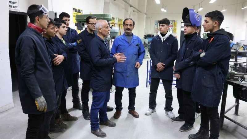 Fabrika gibi lise