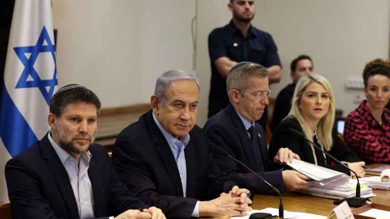Netanyahu yalan makinesi kullanmak için yasa çıkarmak istiyor