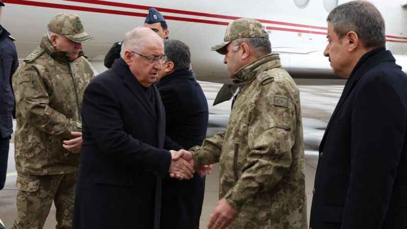 Bakan Güler ve Komuta Kademesi sınıra gitti