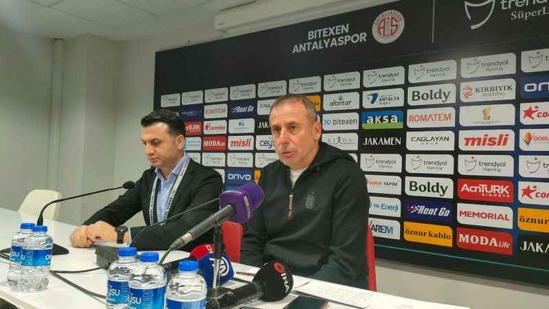  Abdullah Avcı: "Ulaşılabilir hedef 3.'lük ve kupa"