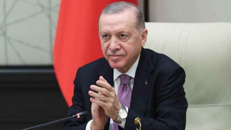 Cumhurbaşkanı Erdoğan'dan emekliye ek zam müjdesi Cumhurbaşkanı Erdoğan'dan emekliye ek zam müjdesi