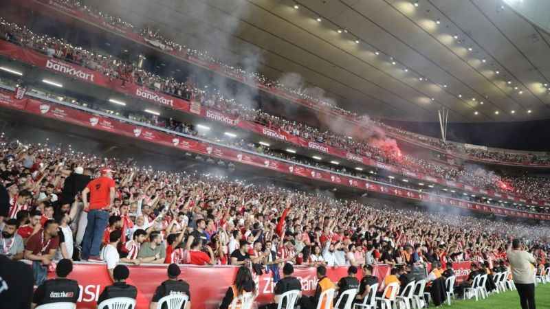 Sivasspor, maç bilet fiyatını 58 TL yaptı Sivasspor, maç bilet fiyatını 58 TL yaptı