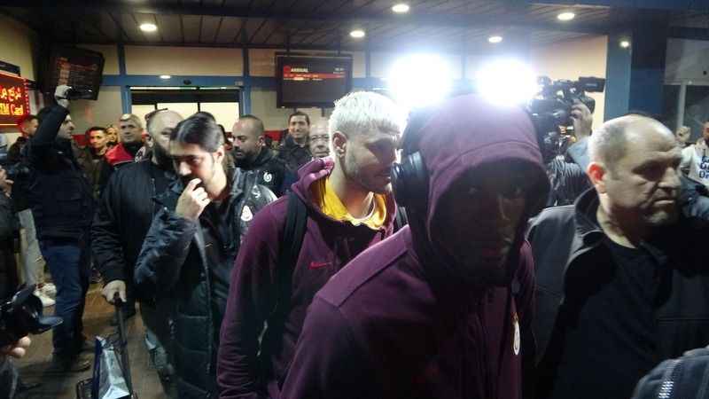 Trabzonspor ile karşılaşacak olan Galatasaray, Trabzon'a geldi