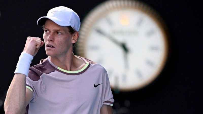 Jannik Sinner dünya 1 numarası Novak Djokovic'i 3-1 yendi