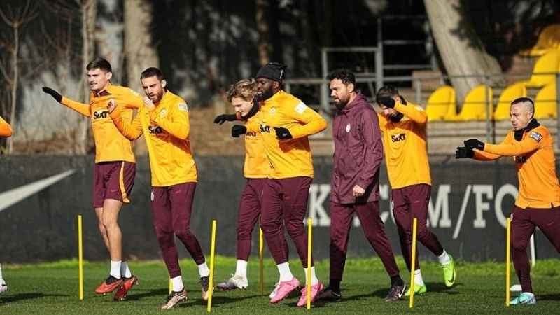 Galatasaray hazırlıklara başladı Galatasaray hazırlıklara başladı