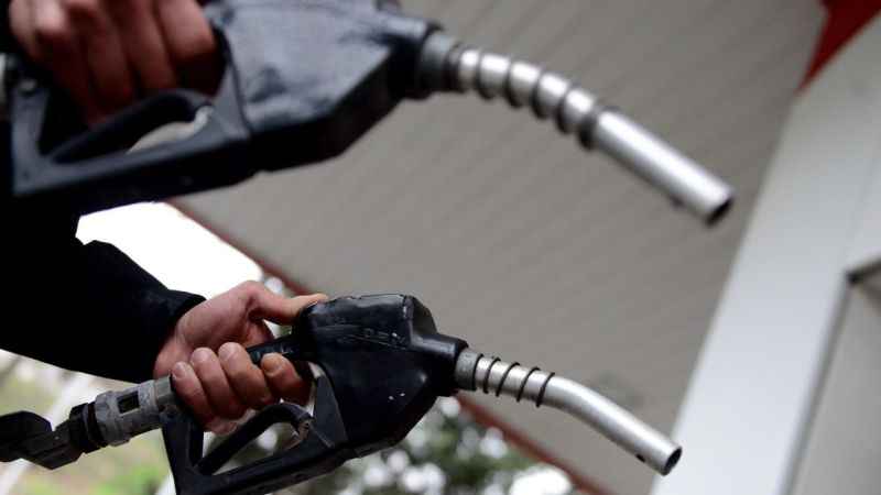 Motorin ve benzine zam bekleniyor Motorin ve benzine zam bekleniyor