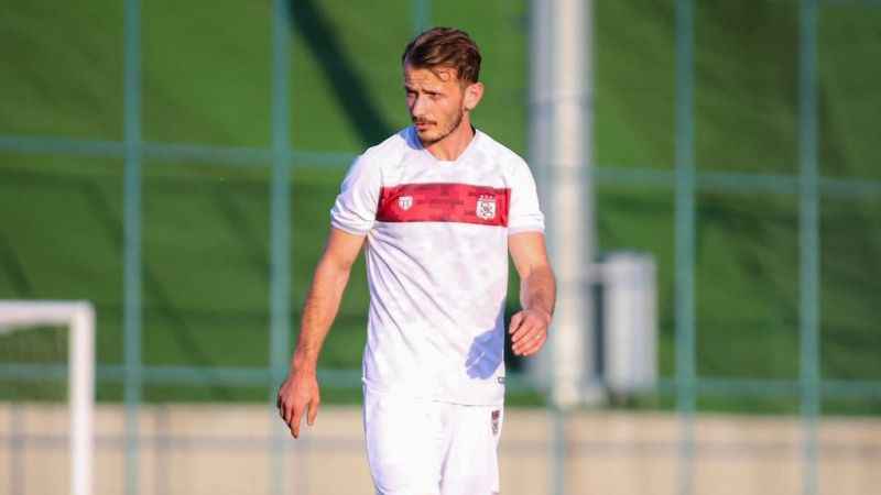 Hatayspor kadrosunu Abdulkadir Parmak ile güçlendirdi