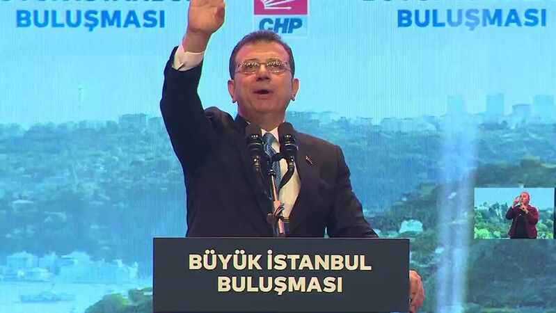 Aday tanıtım toplantısında Ekrem İmamoğlu’na şok: CHP’liler tarafından yuhalandı Aday tanıtım toplantısında Ekrem İmamoğlu’na şok: CHP’liler tarafından yuhalandı