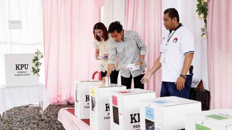 Endonezya’da halk genel seçim için sandık başına gitti Endonezya’da halk genel seçim için sandık başına gitti