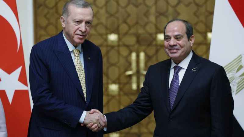 Cumhurbaşkanı Erdoğan, Mısır Cumhurbaşkanı Sisi ile görüştü Cumhurbaşkanı Erdoğan, Mısır Cumhurbaşkanı Sisi ile görüştü