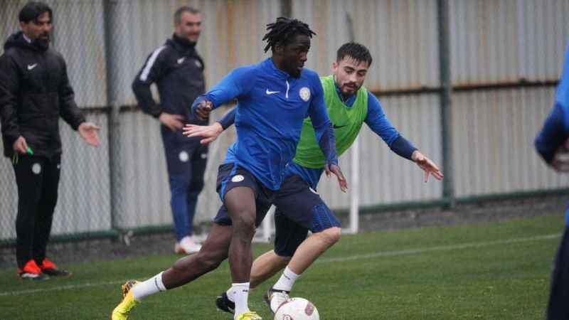 Rizespor, Fenerbahçe maçı hazırlıklarını sürdürüyor Rizespor, Fenerbahçe maçı hazırlıklarını sürdürüyor