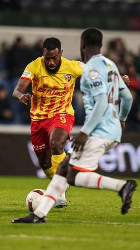 Kayserispor'un 1100.'üncü golü Nazon'dan