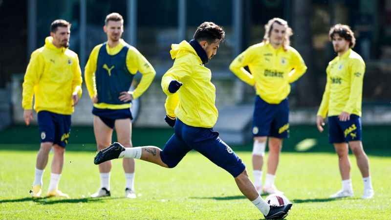 Fenerbahçe'de, Kasımpaşa mesaisi başladı Fenerbahçe'de, Kasımpaşa mesaisi başladı
