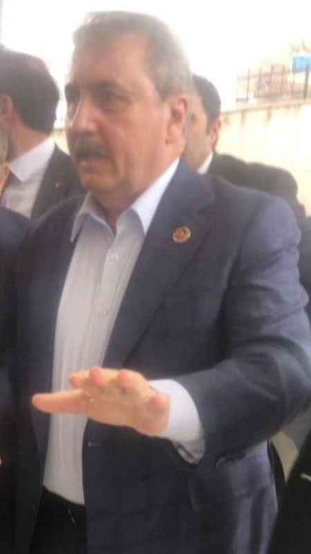 Mustafa Destici kaza geçirdi Mustafa Destici kaza geçirdi