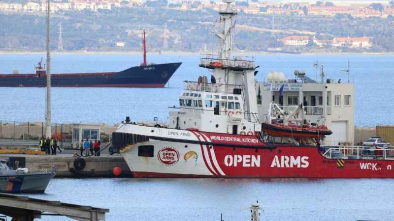 Güney Kıbrıs’tan Gazze’ye ilk yardım gemisi yola çıktı Güney Kıbrıs’tan Gazze’ye ilk yardım gemisi yola çıktı