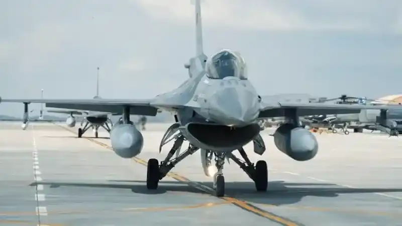 ASELSAN’ın geliştirdiği AESA Uçak Burun Radarı F-16’ya takıldı