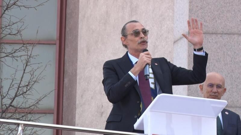 CHP’li Erdal Beşikçioğlu’ndan, belediye şirketine aralarında rol arkadaşının da olduğu 5 skandal atama