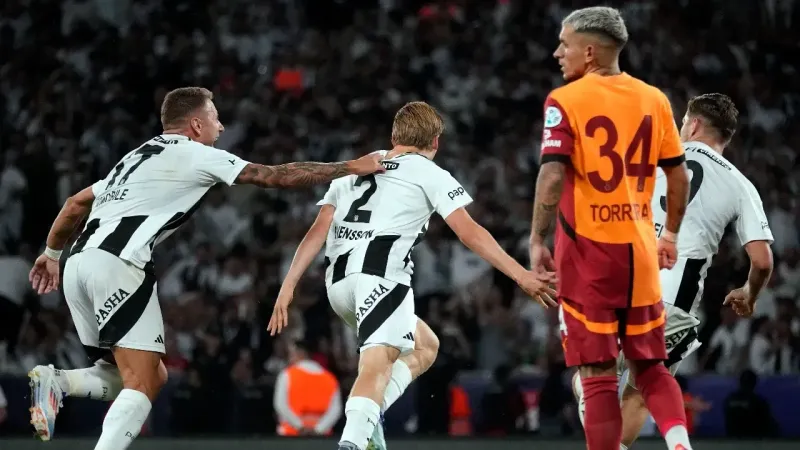 Süper Kupa'da Beşiktaş, Galatasaray'ı farklı mağlup etti
