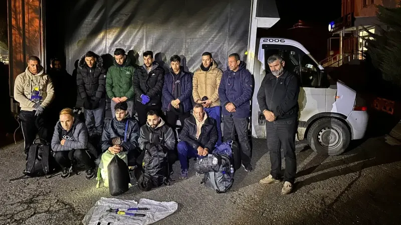Tekirdağ’da düzenlenen operasyonda 28 kaçak göçmen yakalandı