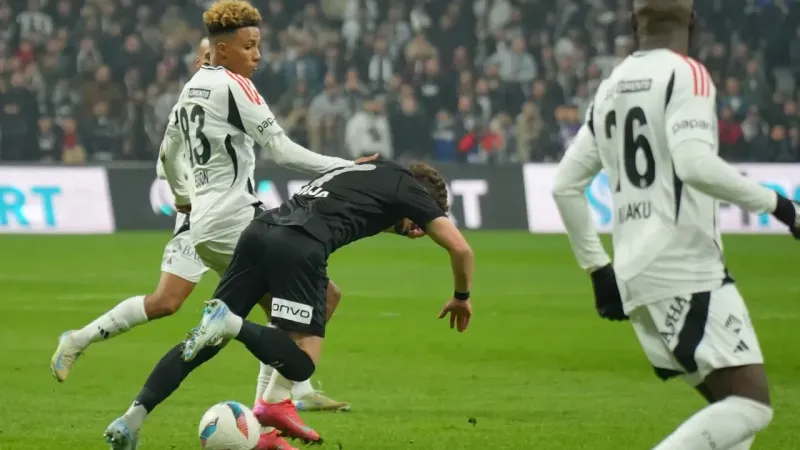 Beşiktaş- Samsunspor devreyi golsüz bitirdi