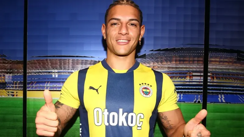 Diego Carlos, Fenerbahçe’nin 29. Brezilyalısı oldu Diego Carlos, Fenerbahçe’nin 29. Brezilyalısı oldu