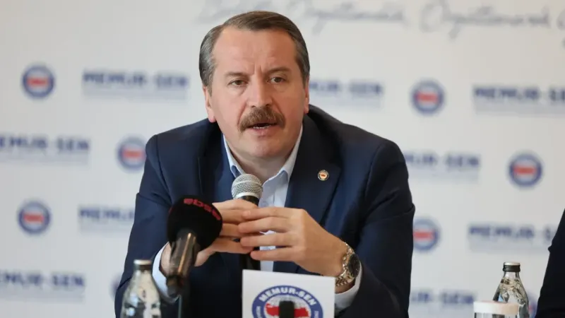 Memur-Sen Genel Başkanı Yalçın: "Memurlar için vergi yüzde 15 olarak sabitlenmeli" Memur-Sen Genel Başkanı Yalçın: "Memurlar için vergi yüzde 15 olarak sabitlenmeli"