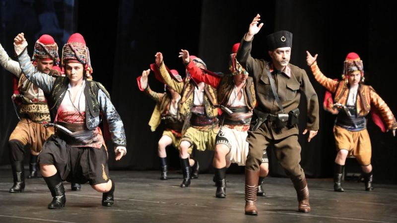 Muğla'da Zeybeklerle Çanakkale Müzikali Muğla'da Zeybeklerle Çanakkale Müzikali