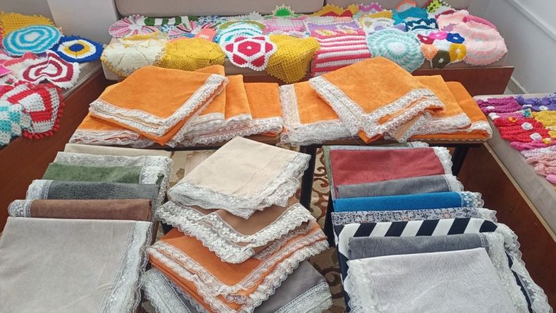 Yetim anneleri, afetzede çocuklar için üretiyor Yetim anneleri, afetzede çocuklar için üretiyor