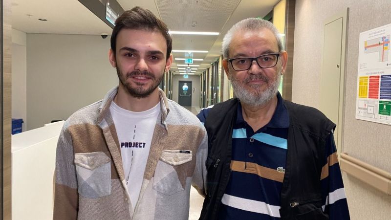 Oğlunun verdiği karaciğerle yaşama tutundu